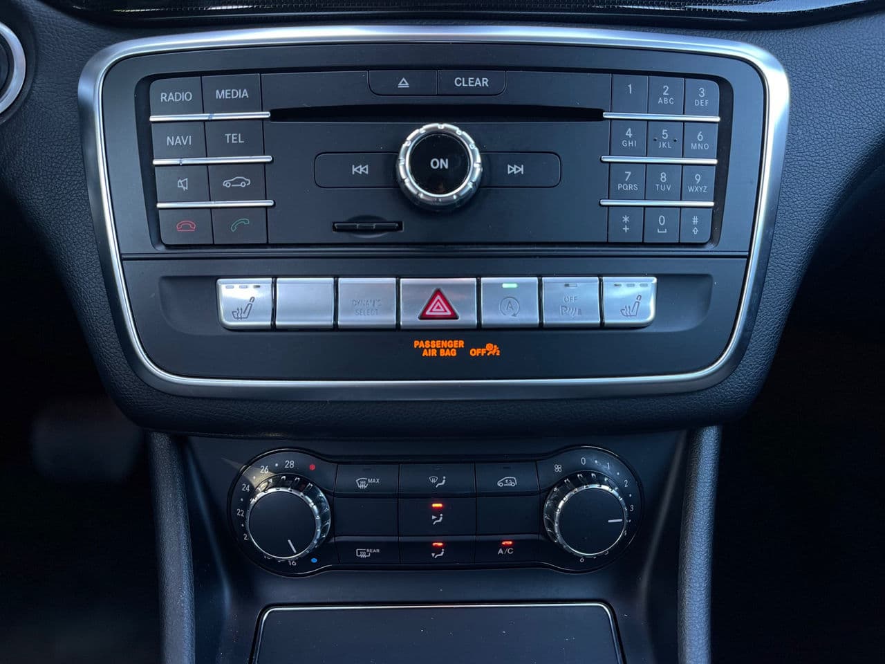 2017 Mercedes CLA 180d — Miniatură 13