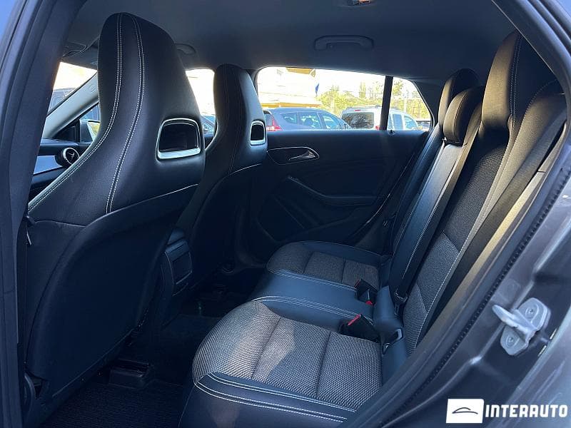2017 Mercedes CLA 180d — Miniatură 19