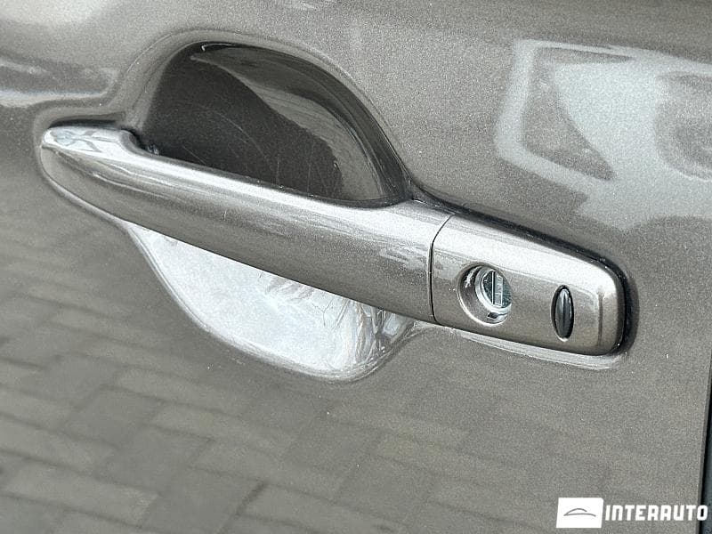 Mitsubishi Outlander 2015 — Миниатюра 18