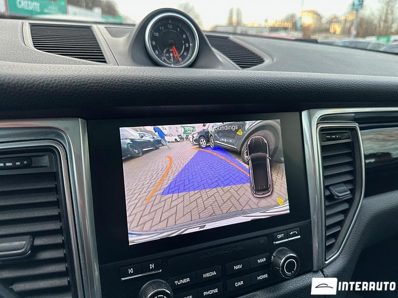 2016 Porsche Macan — Miniatură 11