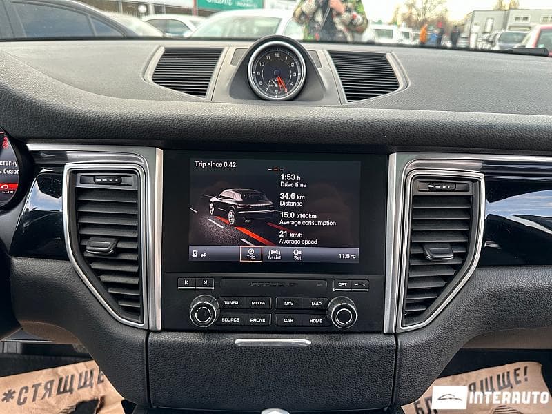 2016 Porsche Macan — Miniatură 12