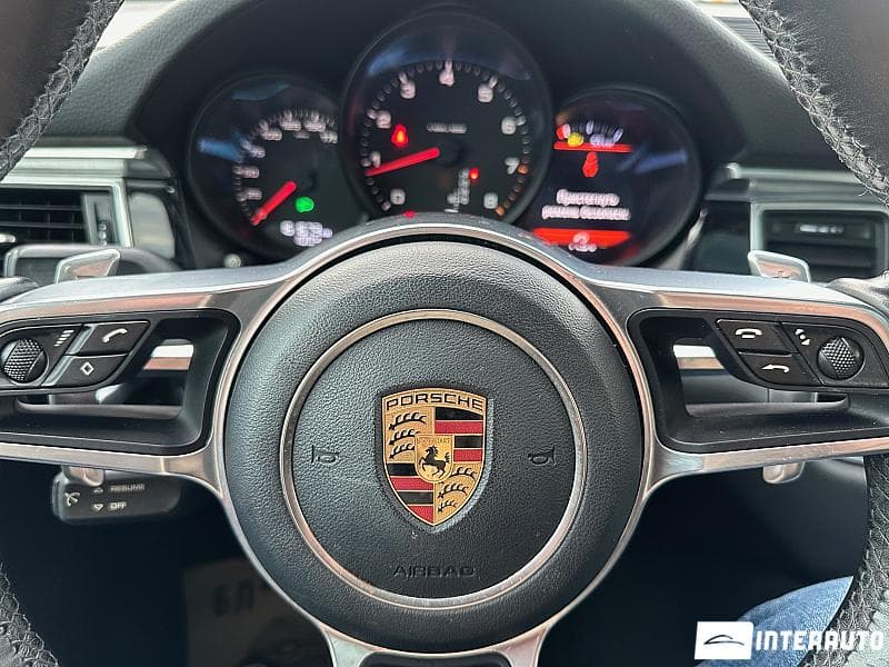 2016 Porsche Macan — Miniatură 9