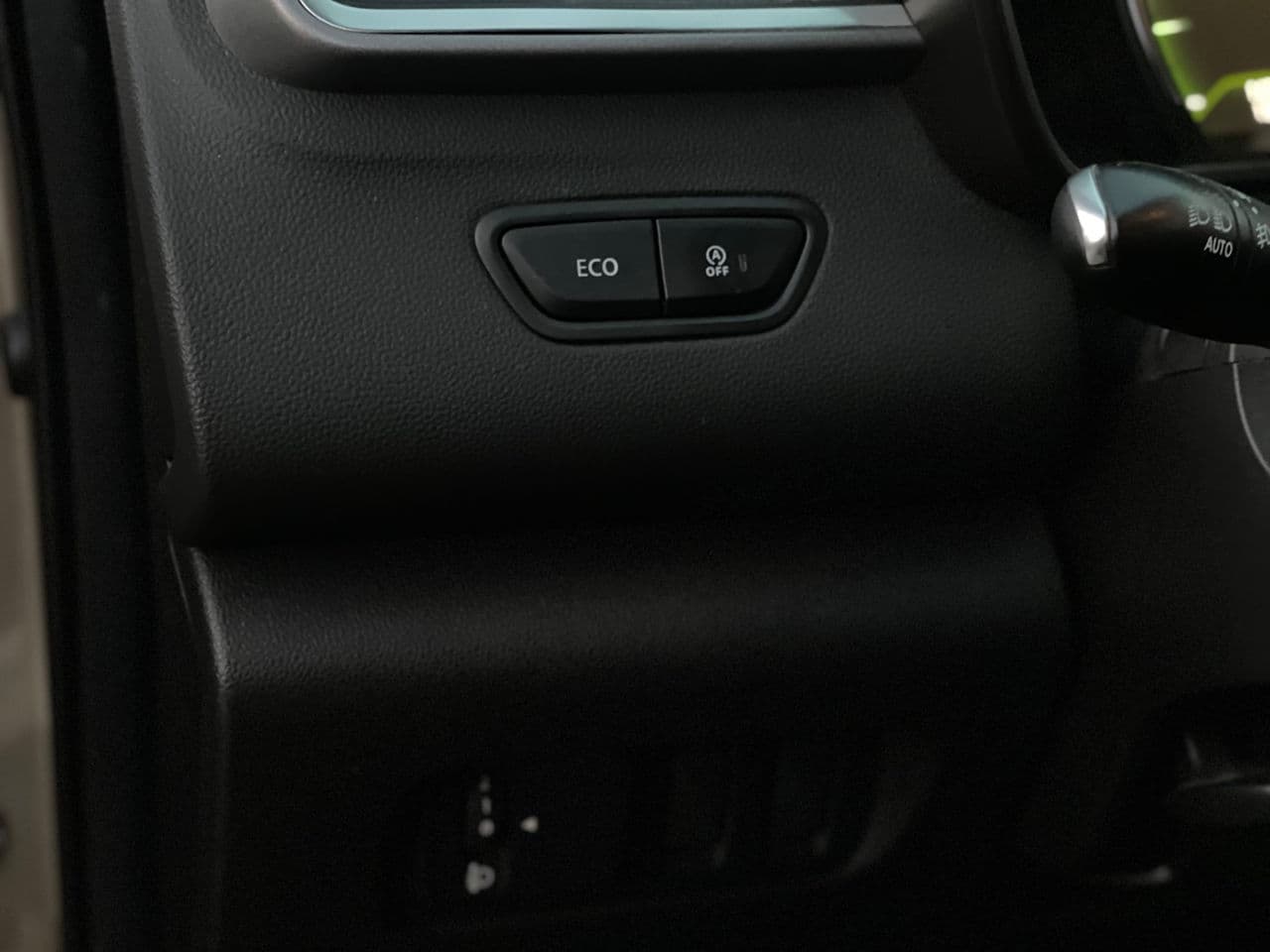 2017 Renault Kadjar — Miniatură 9