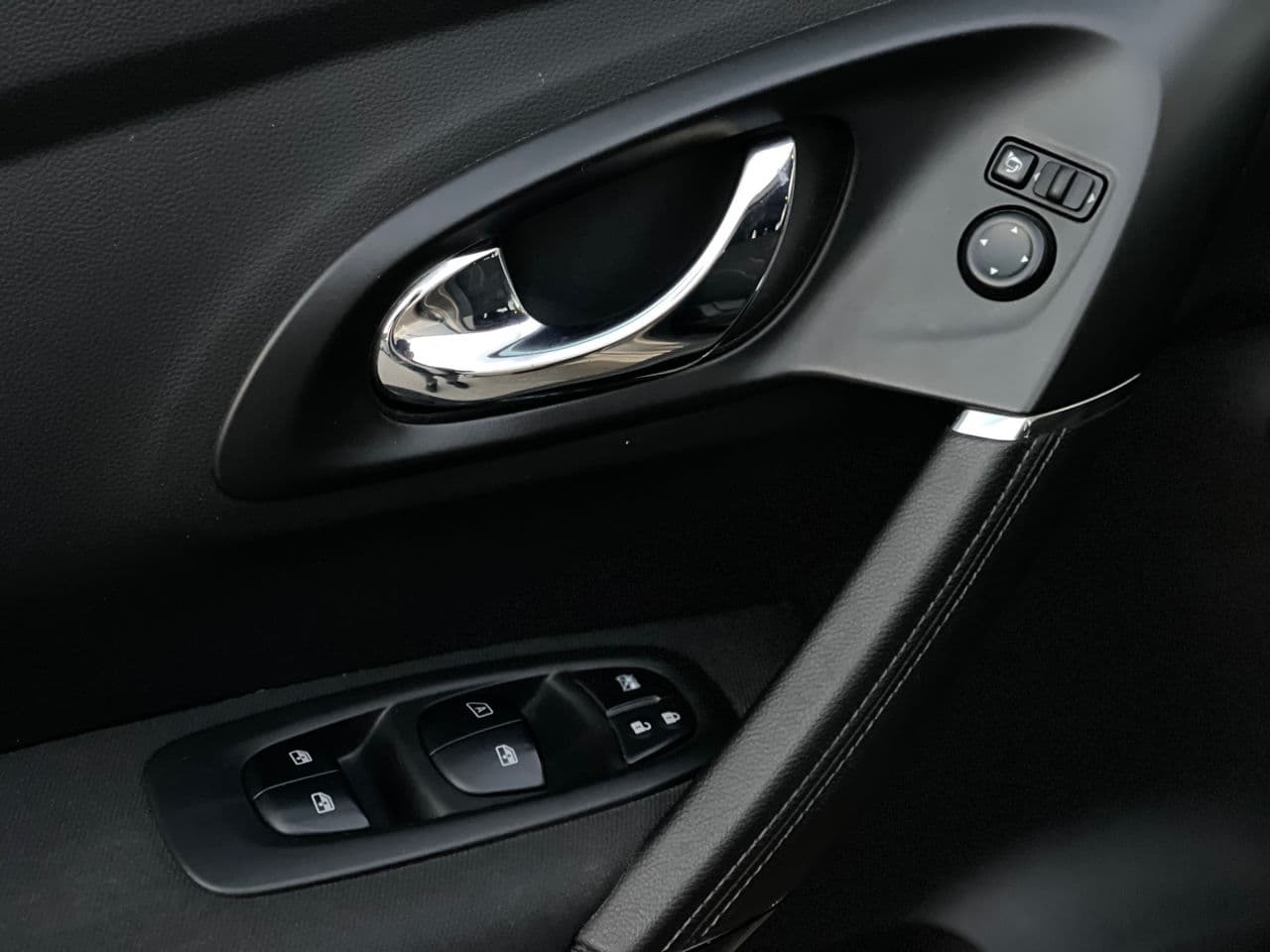 2017 Renault Kadjar — Miniatură 8