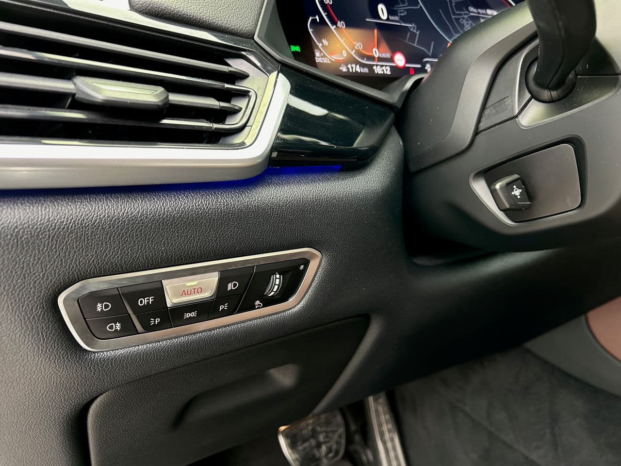 2020 BMW X5 2.5D — Miniatură 8