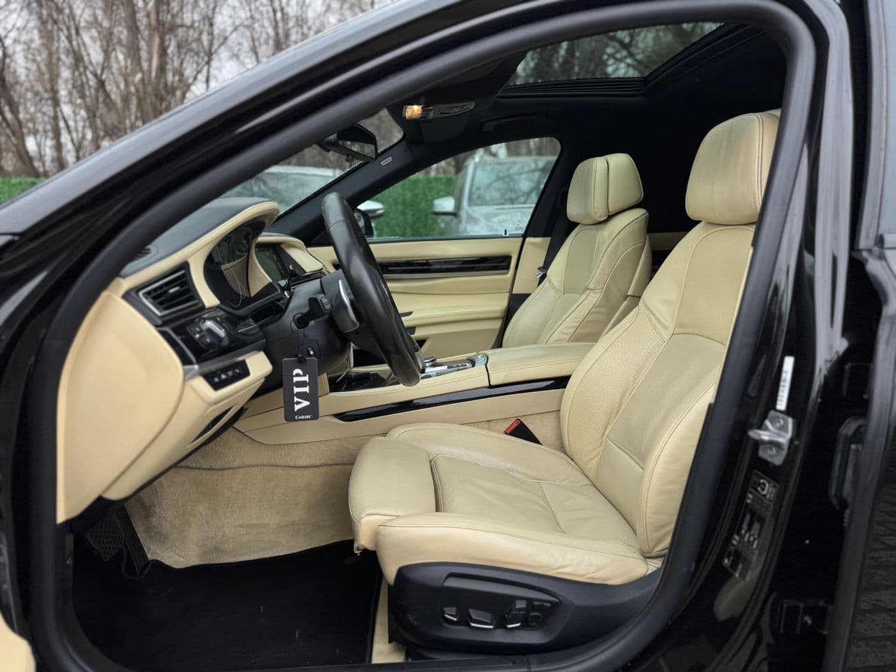 BMW 730 2012 — Миниатюра 5