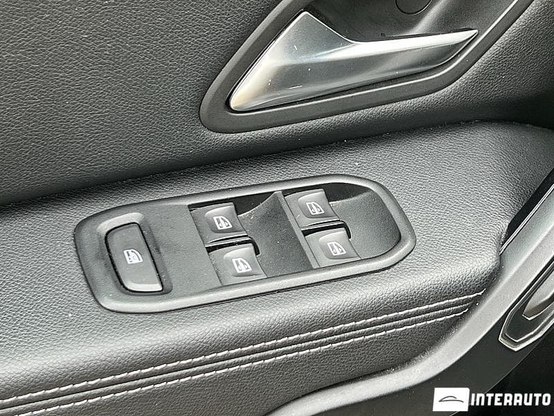 Dacia Duster 2018 — Миниатюра 6