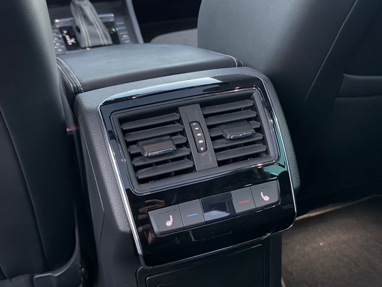 Skoda Superb 2019 — Миниатюра 18