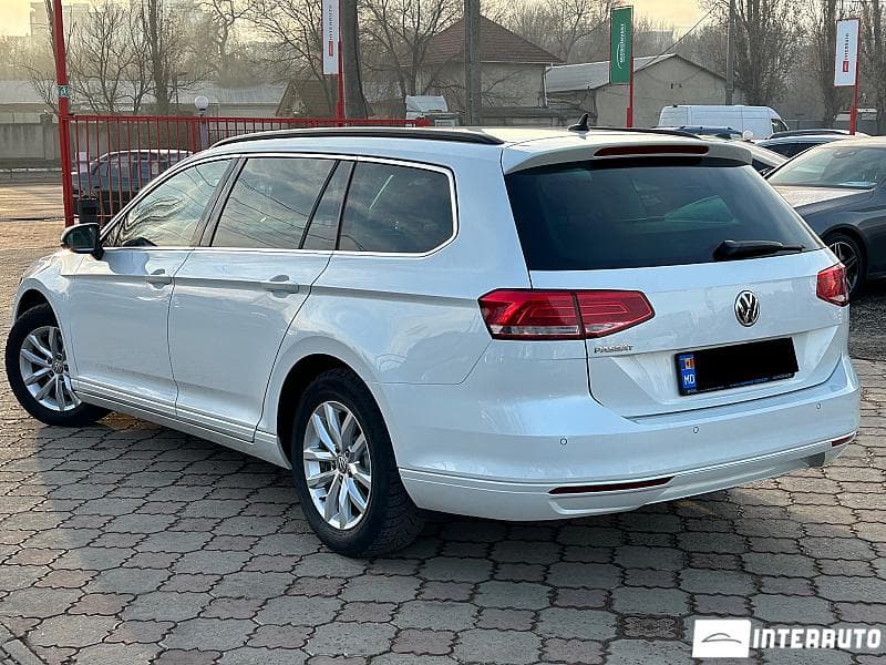 2016 Volkswagen Passat — Miniatură 2