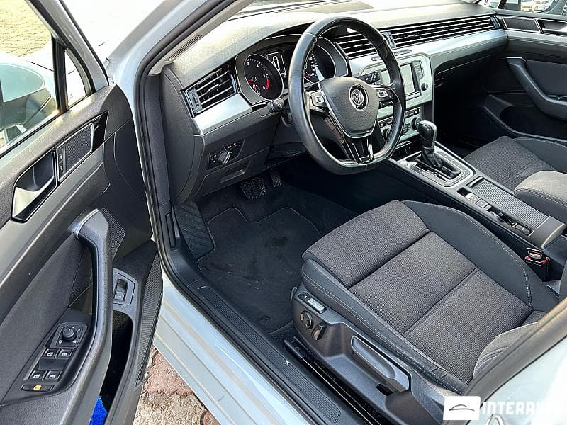 2016 Volkswagen Passat — Miniatură 5