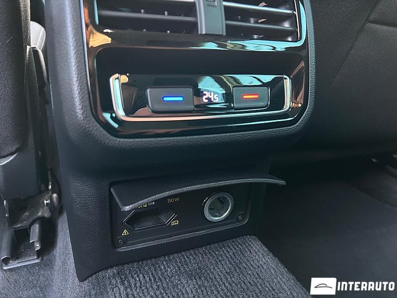 2016 Volkswagen Passat — Miniatură 17