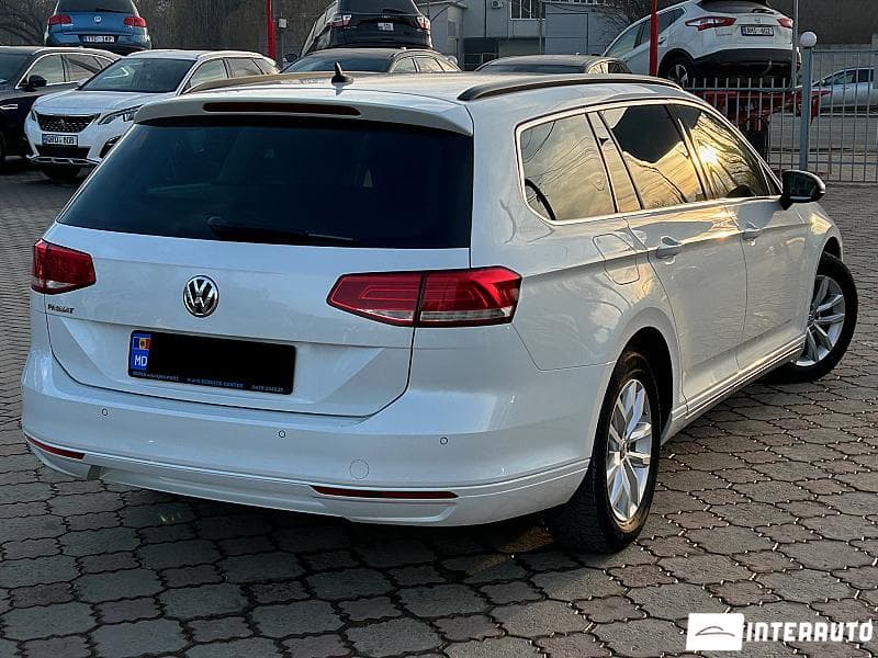 2016 Volkswagen Passat — Miniatură 3