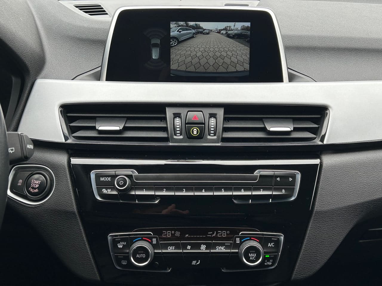 BMW X1 1.6D 2019 — Миниатюра 12