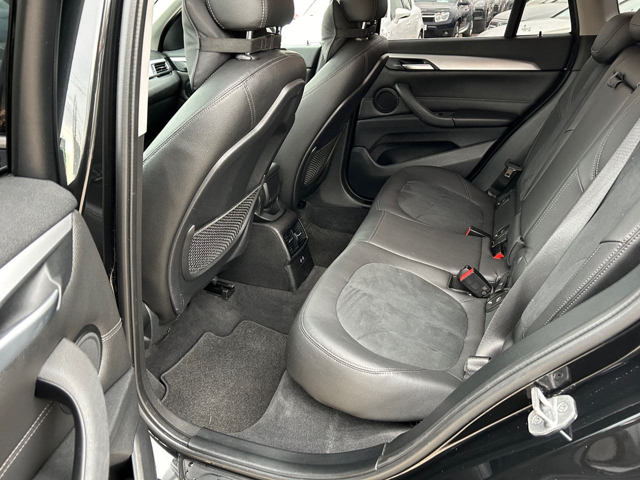 BMW X1 1.6D 2019 — Миниатюра 15