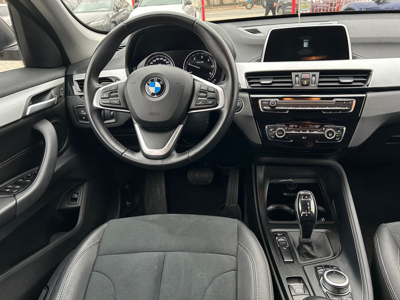 BMW X1 1.6D 2019 — Миниатюра 7