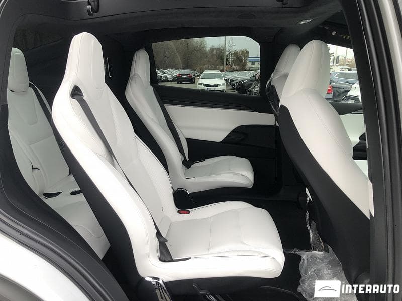 2023 Tesla Model X Plaid — Miniatură 8