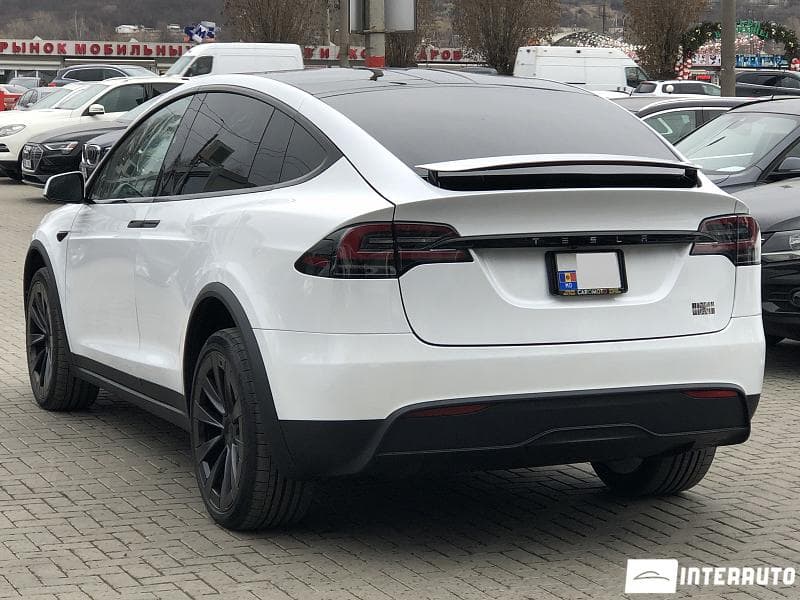 2023 Tesla Model X Plaid — Miniatură 4