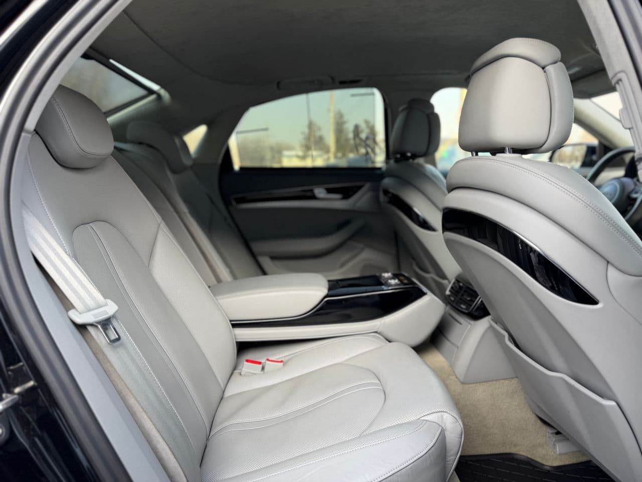 2016 Audi A8 — Miniatură 24