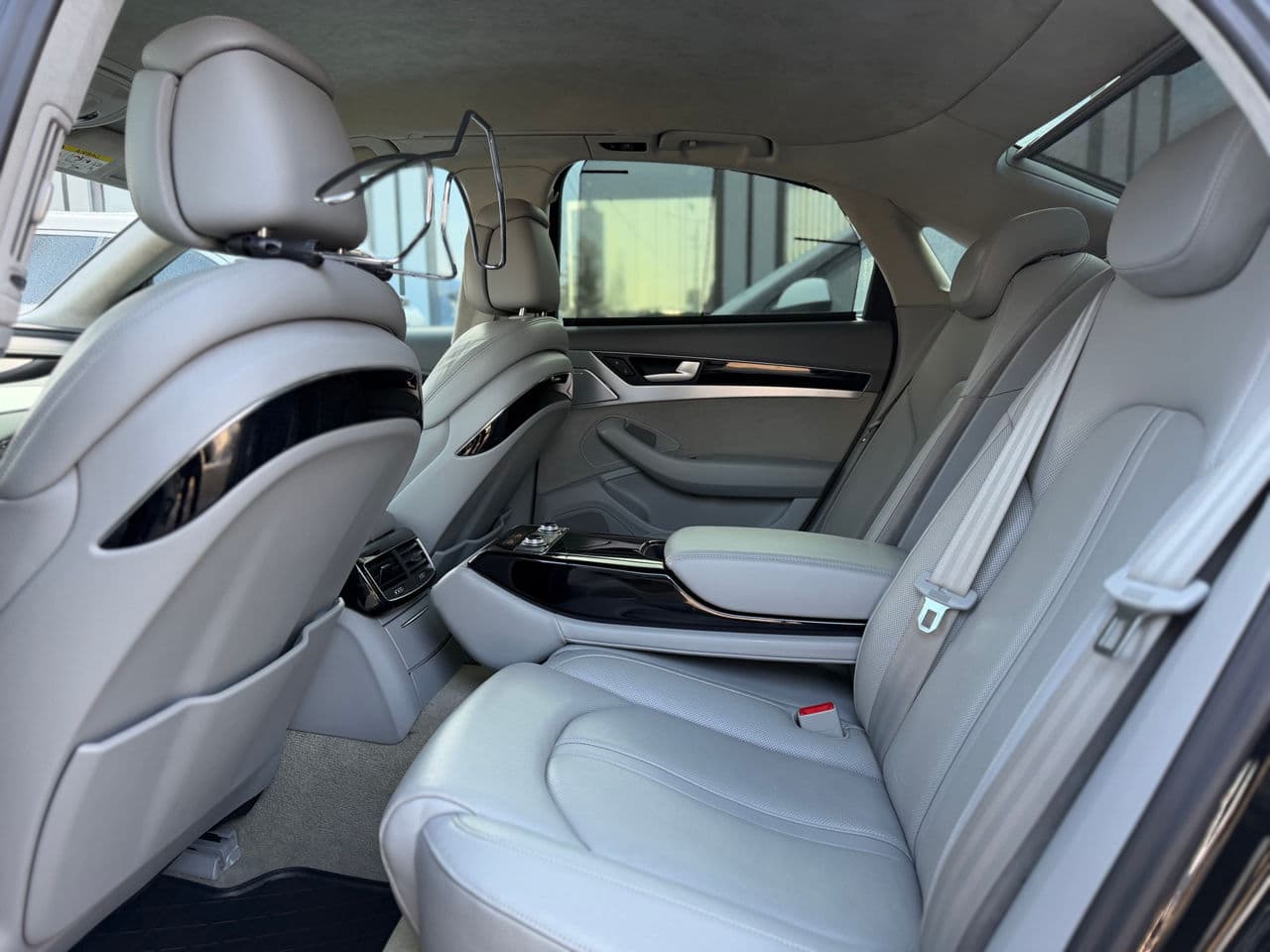 2016 Audi A8 — Miniatură 22