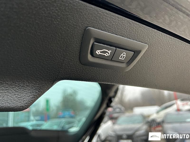 2016 BMW X6 3.0D — Miniatură 22