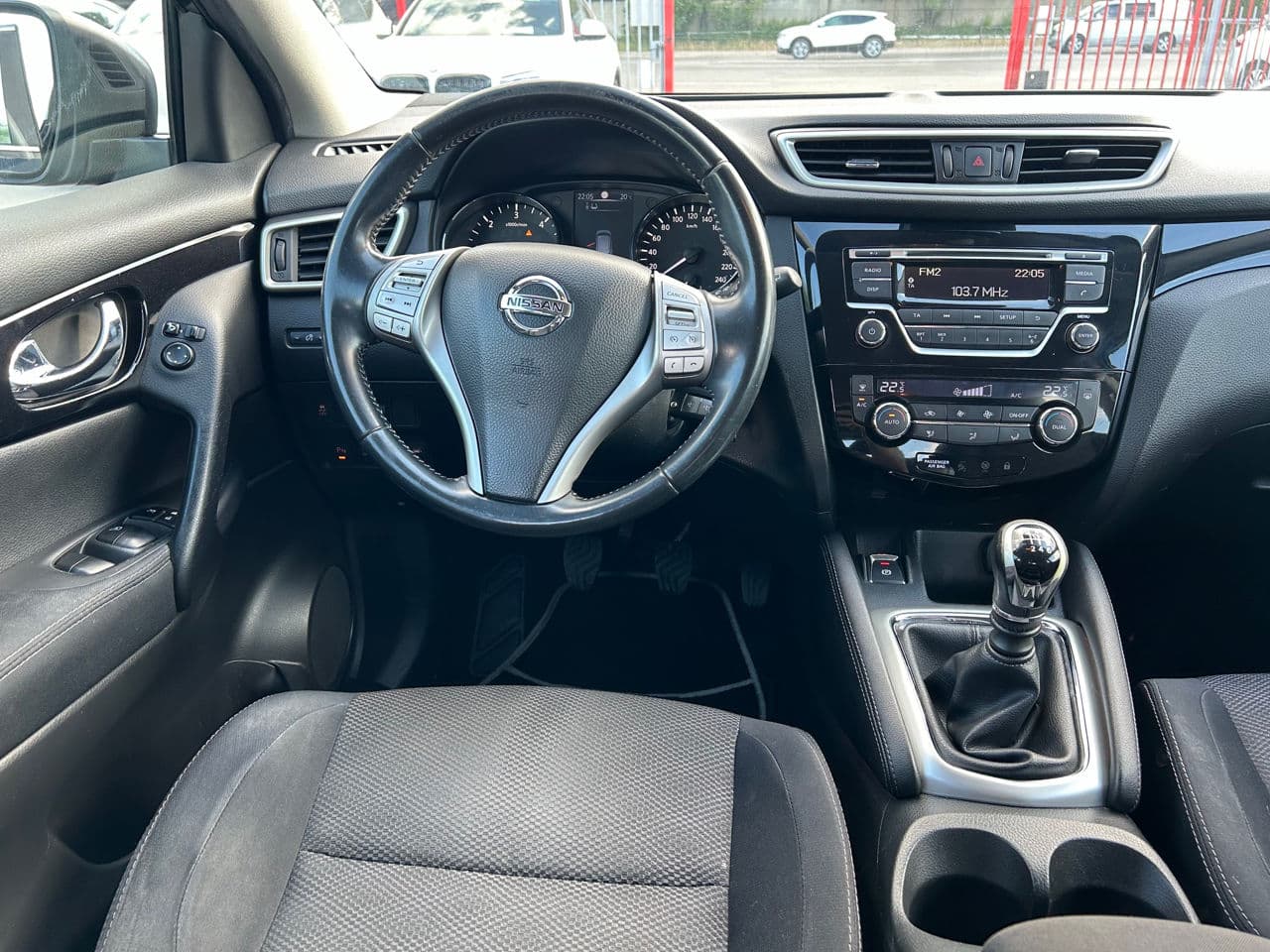2015 Nissan Qashqai — Miniatură 7