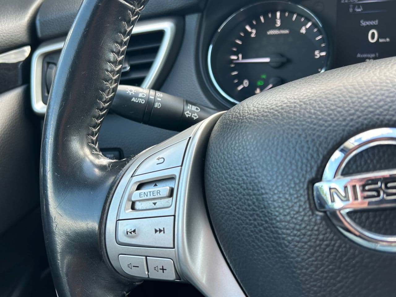 2015 Nissan Qashqai — Miniatură 9