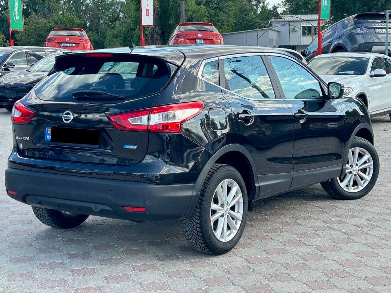 2015 Nissan Qashqai — Miniatură 3