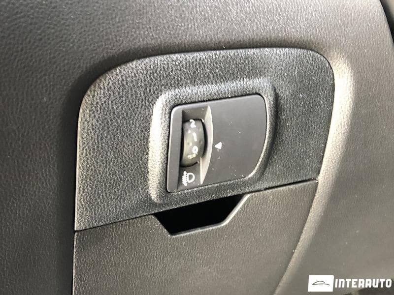 2017 Renault Scenic — Miniatură 15