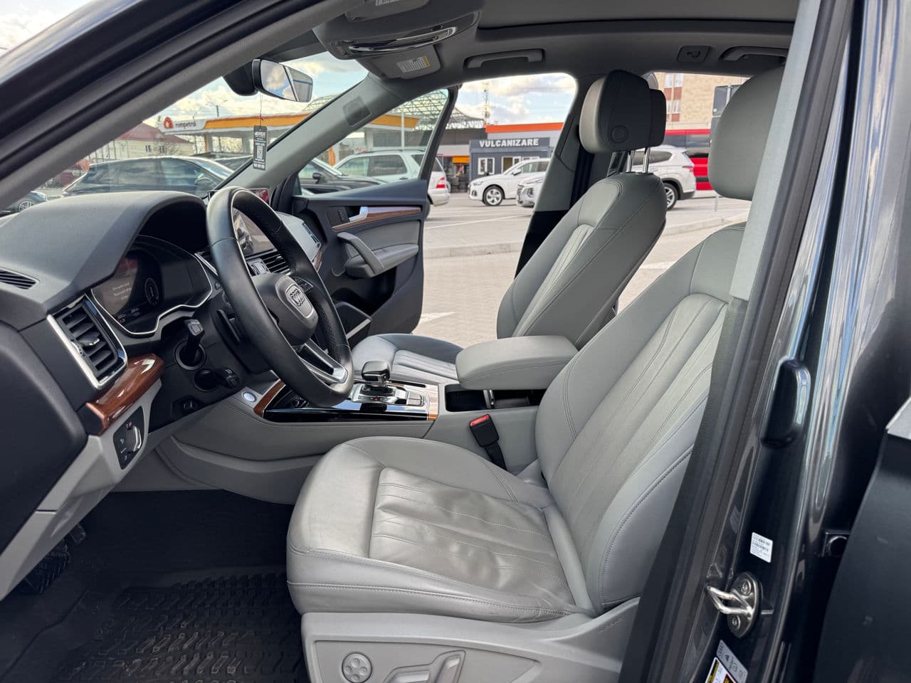 2022 Audi Q5 — Miniatură 5