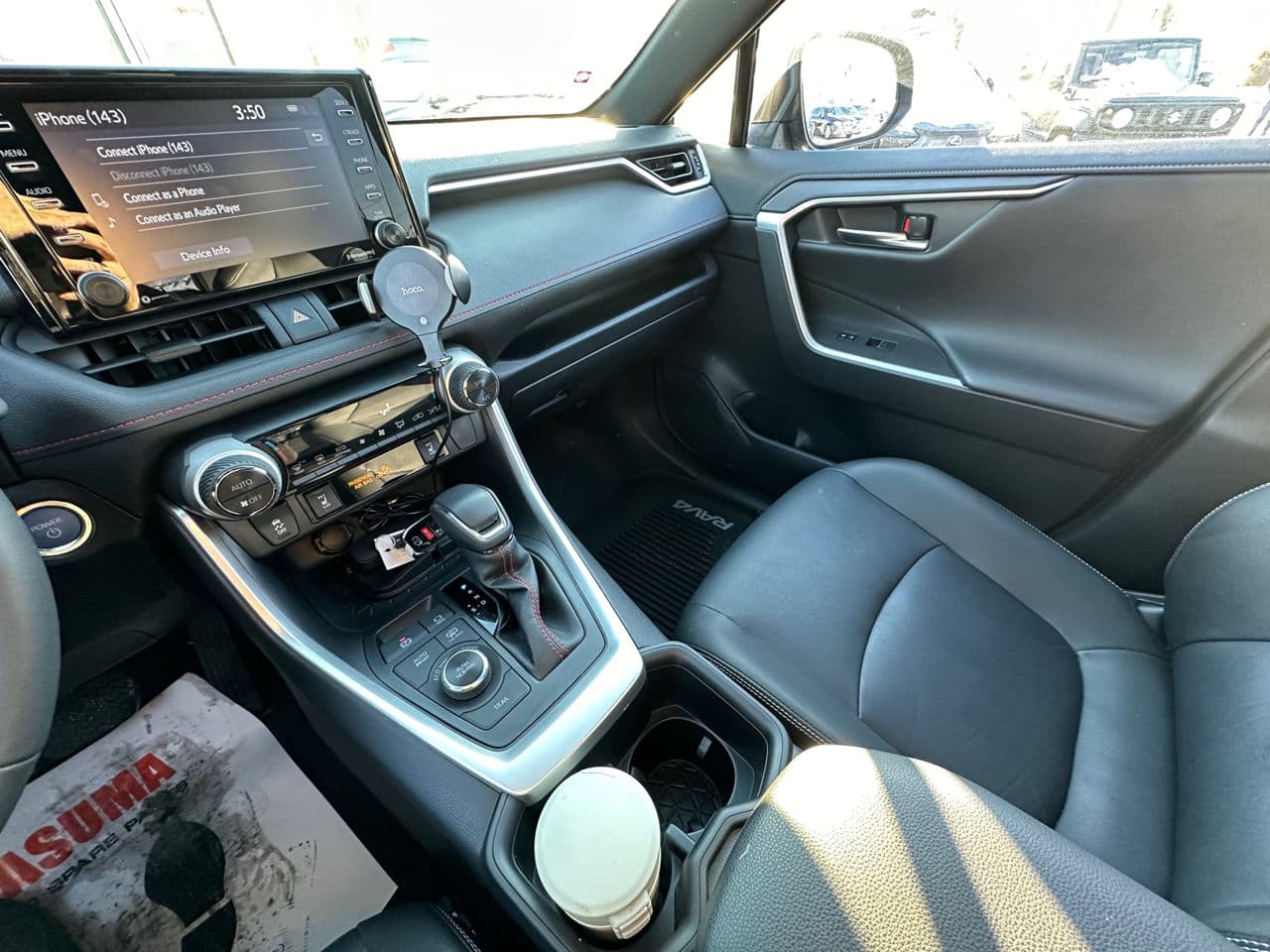 2022 Toyota Rav-4 — Miniatură 12