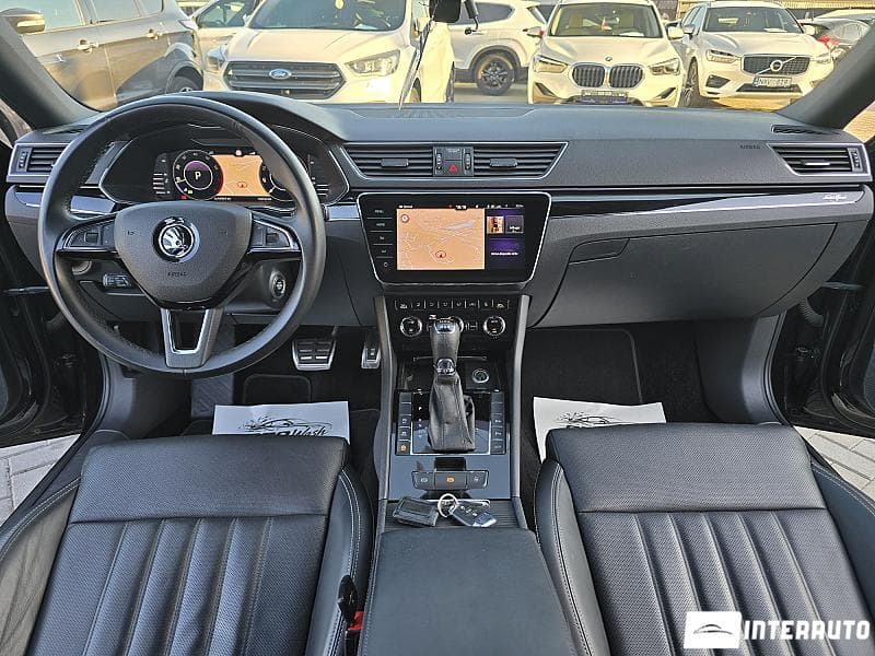 2019 Skoda Superb — Miniatură 18