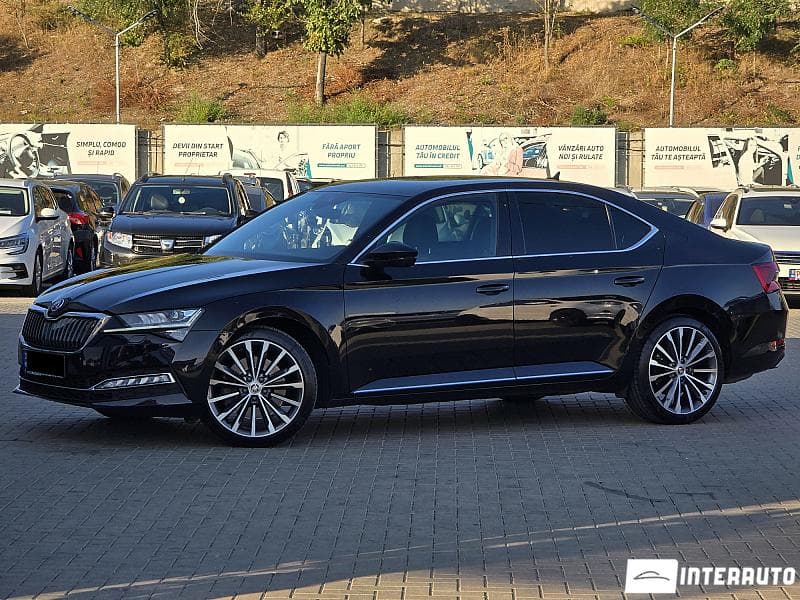 2019 Skoda Superb — Miniatură 2