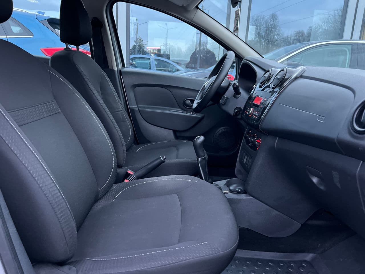 2018 Dacia Logan — Miniatură 10