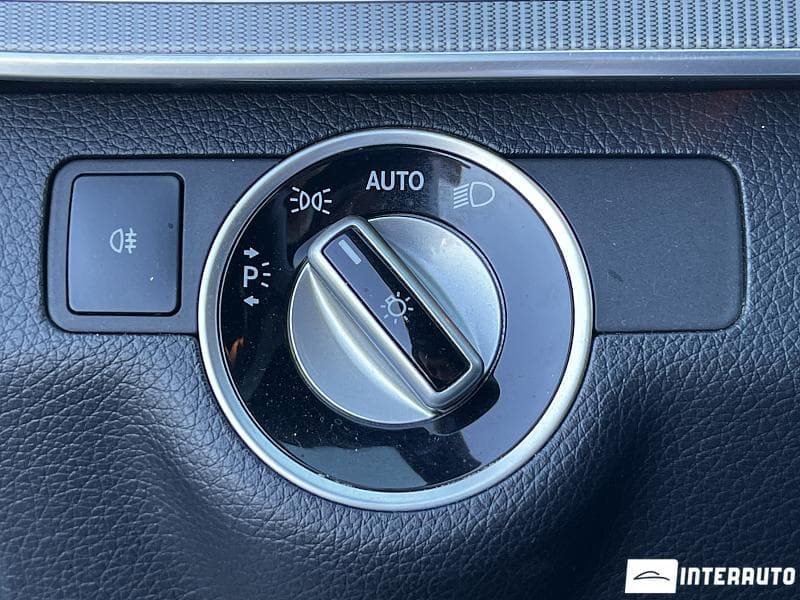 2015 Mercedes E 300h — Miniatură 16