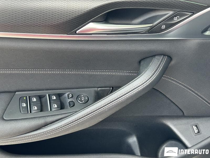 2022 BMW 520 — Miniatură 6