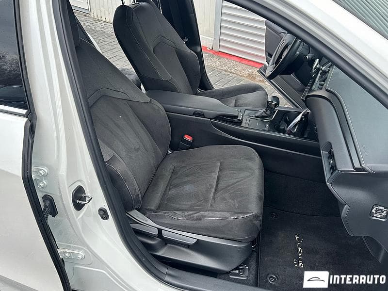2020 Lexus UX 250h — Miniatură 6