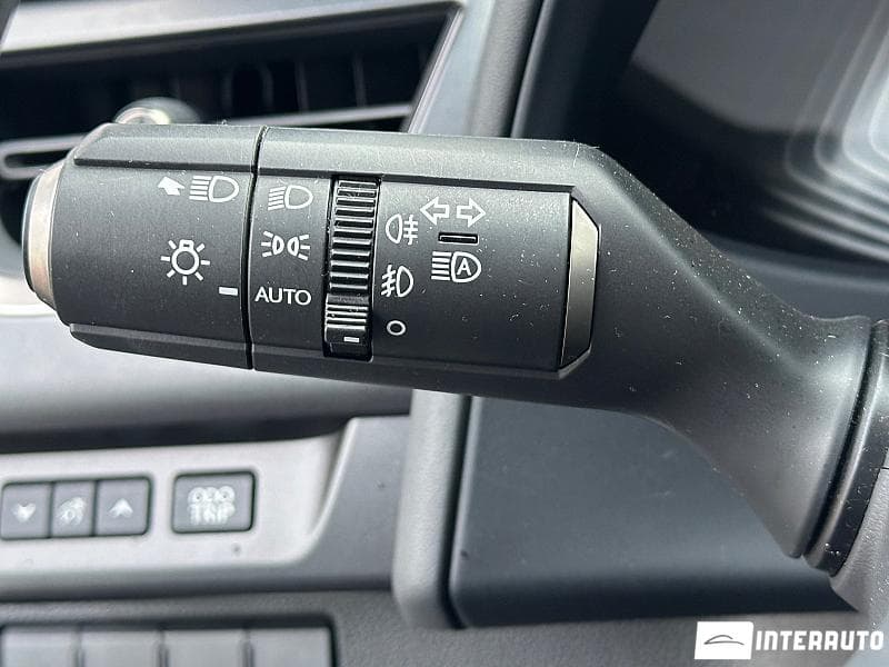 2020 Lexus UX 250h — Miniatură 13