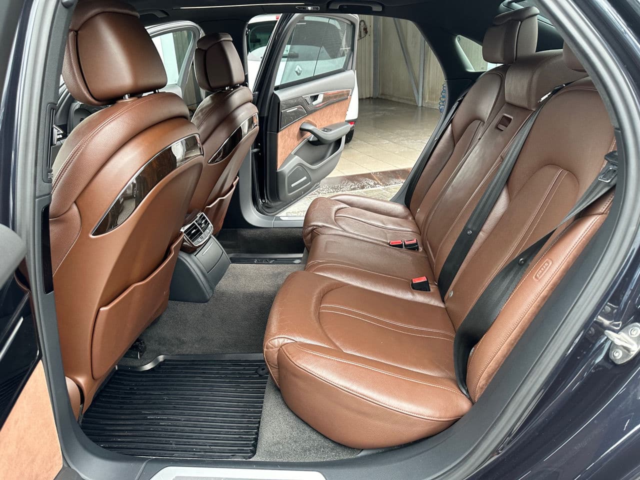 Audi A8 2014 — Миниатюра 19