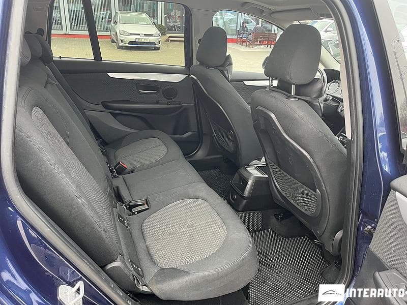 2018 BMW 216d — Miniatură 17