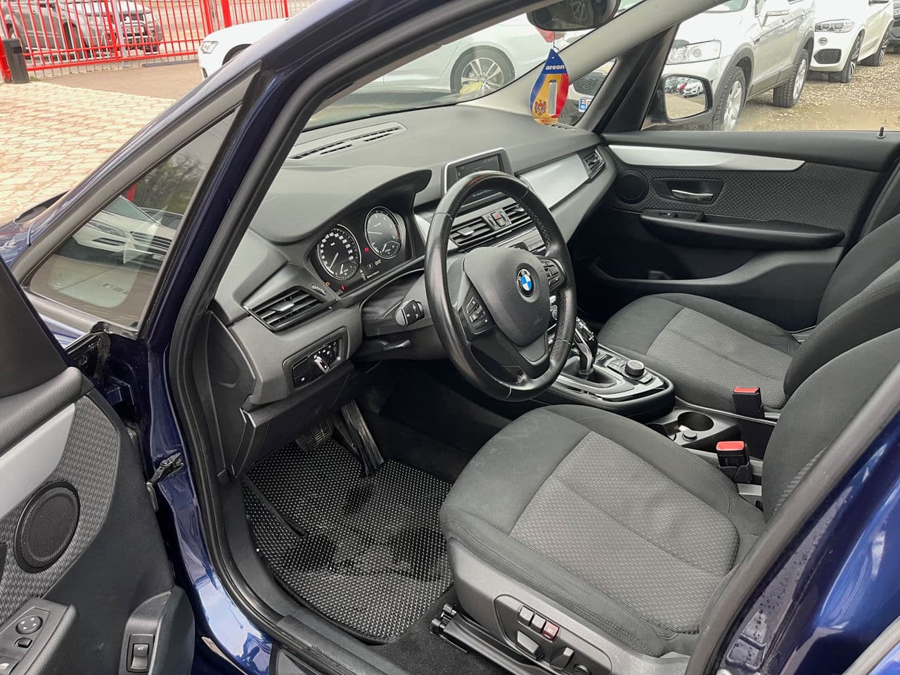 2018 BMW 216d — Miniatură 5