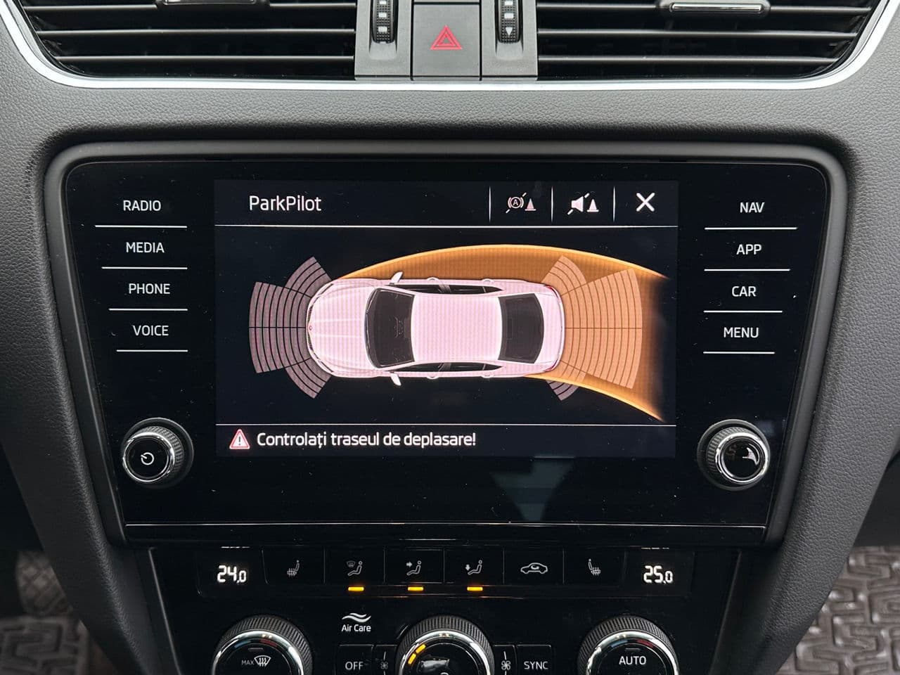 2018 Skoda Octavia — Miniatură 11