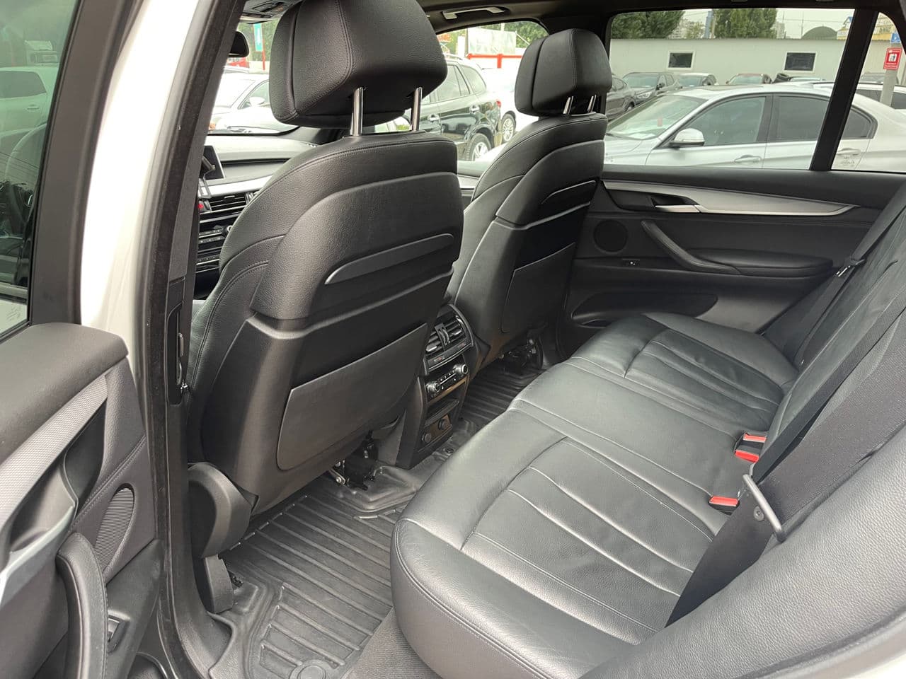 BMW X5 4.0e 2016 — Миниатюра 15