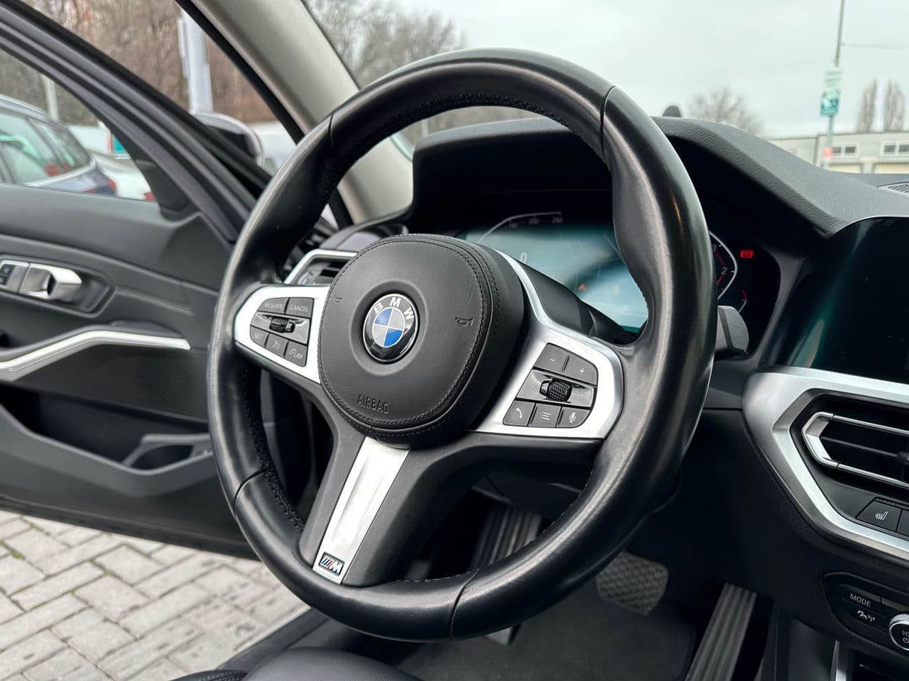 BMW 318 2019 — Миниатюра 8