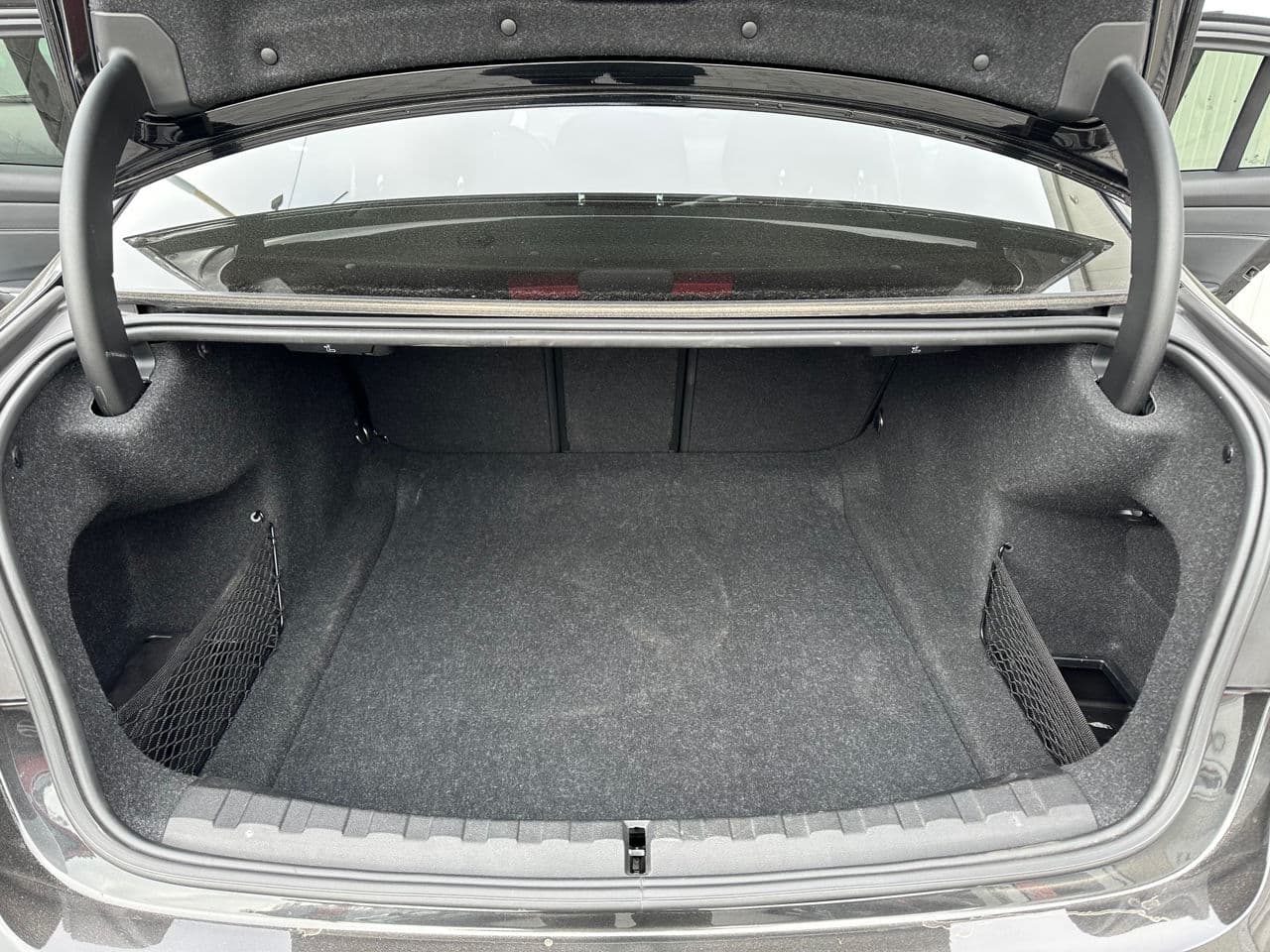 BMW 318 2019 — Миниатюра 18