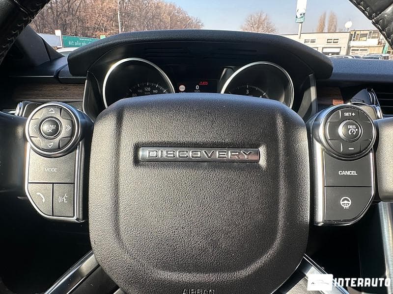 2017 Land Rover Discovery — Miniatură 9