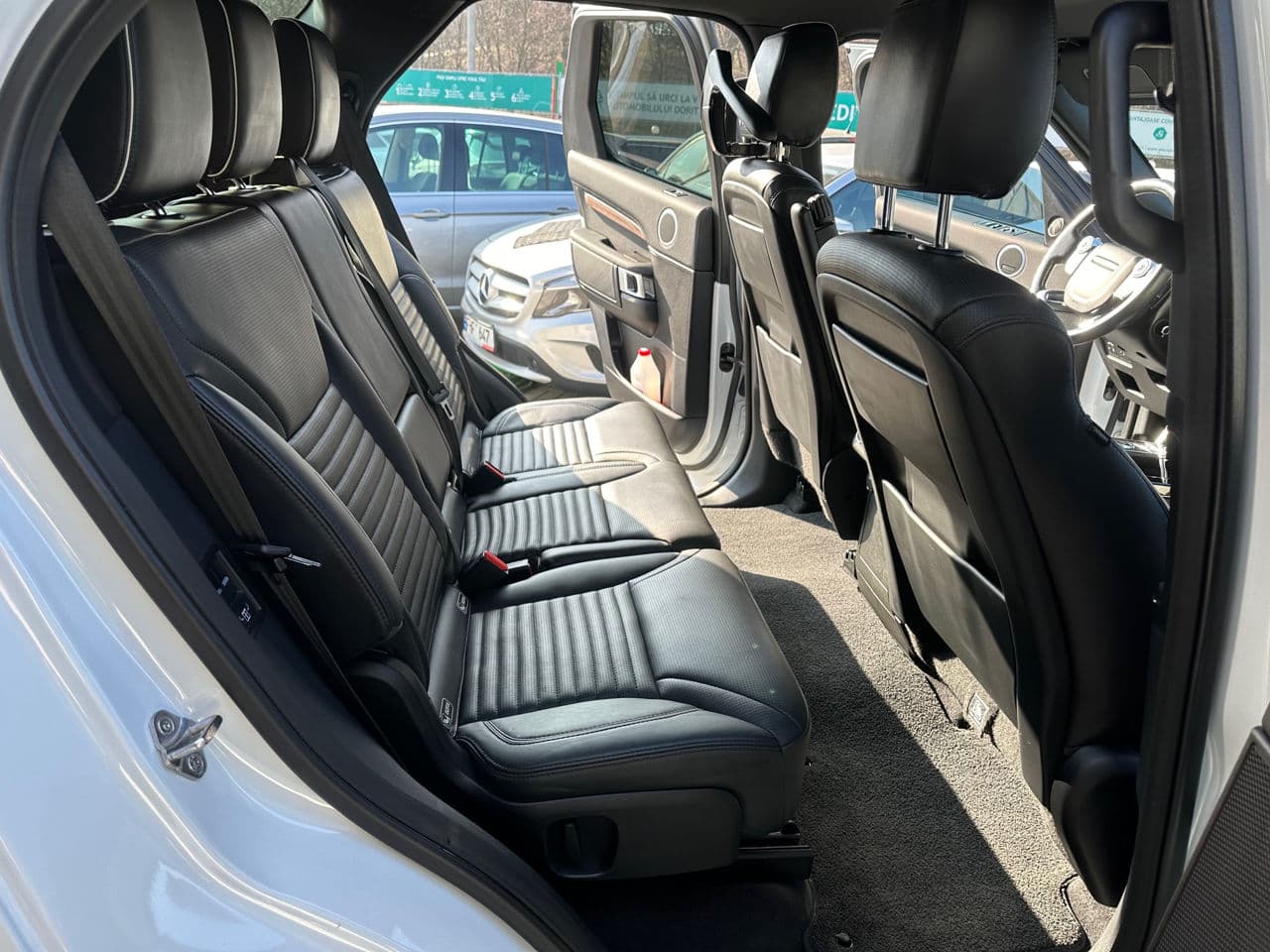 2017 Land Rover Discovery — Miniatură 20