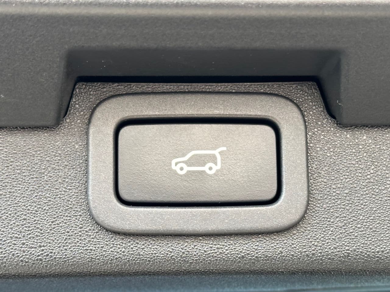 2017 Land Rover Discovery — Miniatură 22