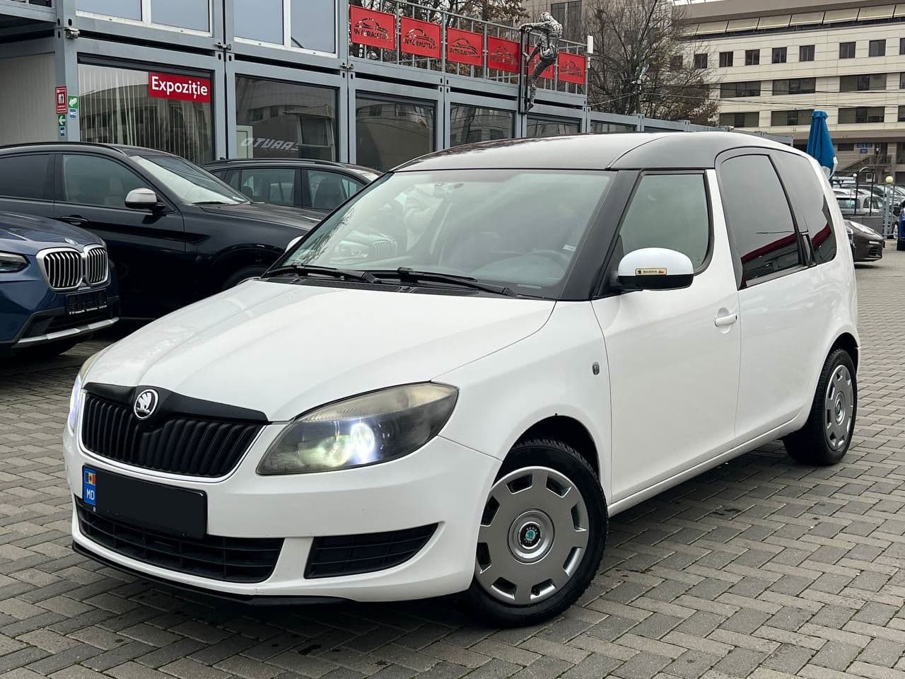 2010 Skoda Roomster — Miniatură 4
