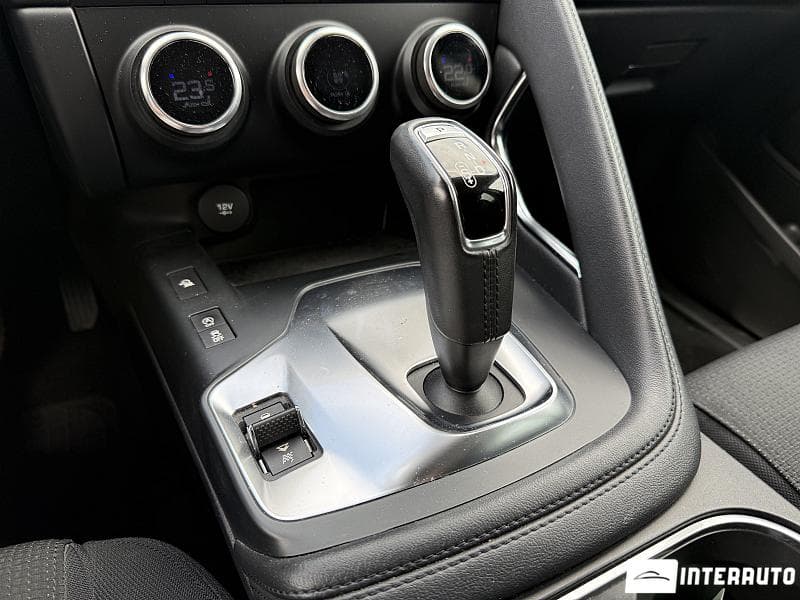 2018 Jaguar E-Pace — Miniatură 11