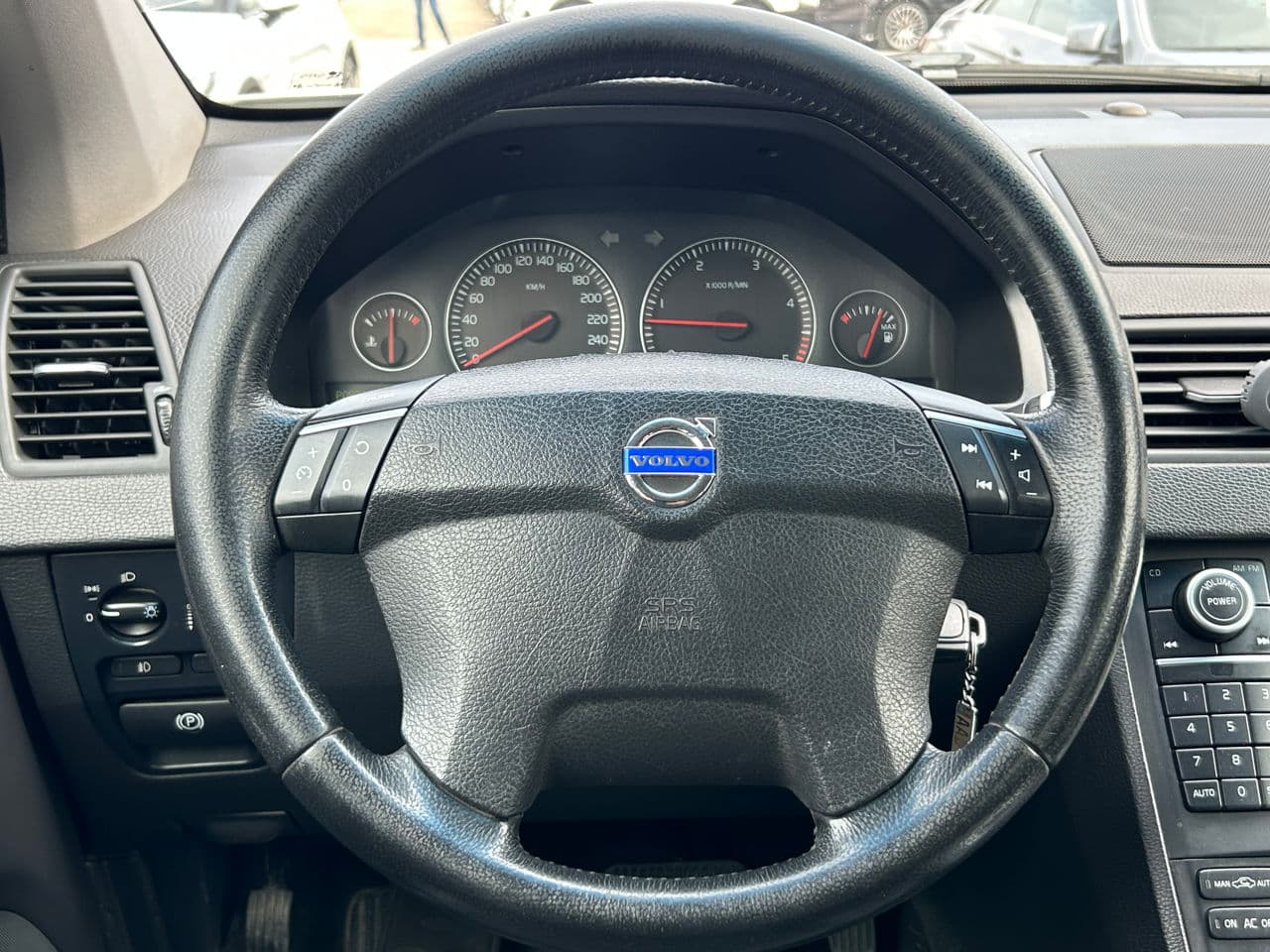 Volvo XC 90 2010 — Миниатюра 9